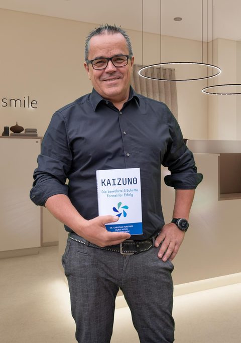 Mario Puschitz at a dental practice